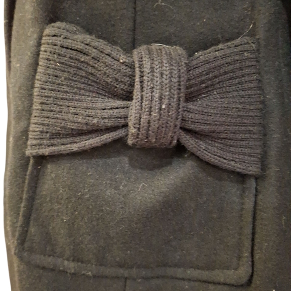 "Betsey Johnson" Sz 12 Black Pea Coat with Bow Pockets and Tailored Silhouette. - Picture 3 of 16